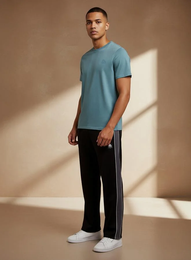 كابا تيشيرت رجالي بطبعة شعار كابا